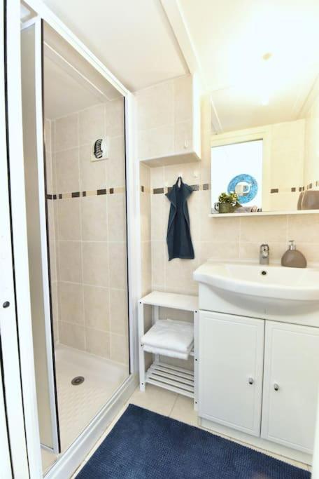 Duplex Central Close Beaches And Shops And Balcony Leilighet Nice Eksteriør bilde